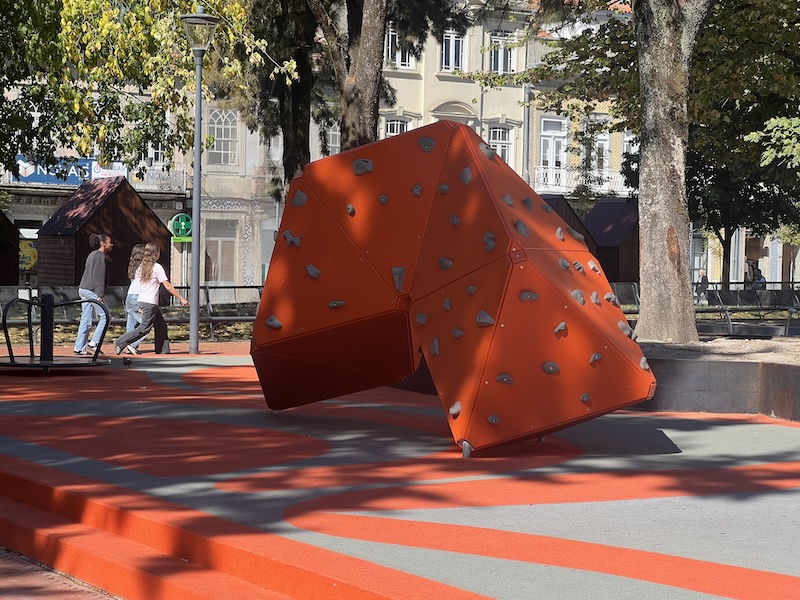 Boulder exterior para recreios escolares